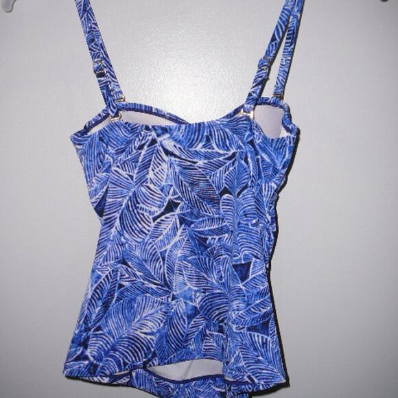 Chap's Blue & White Tropical Palms Bathing Suit Top With Built In Bra Size-6 - Picture 2 of 2